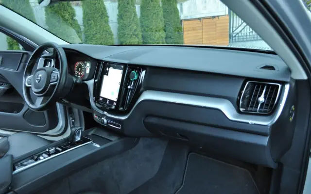 VOLVO XC 60 B4 D AWD Geartronic Inscription