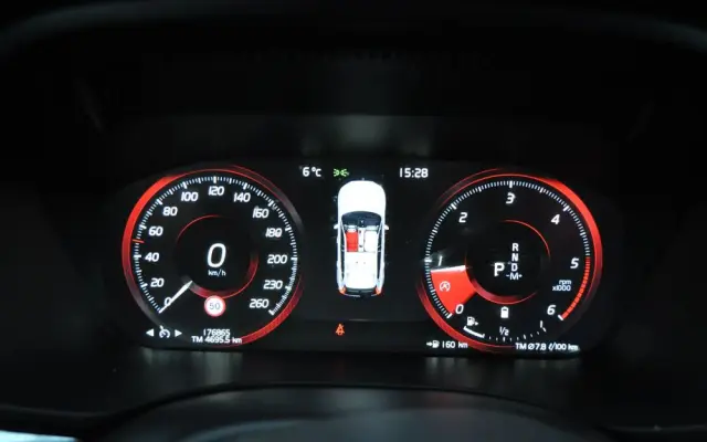 VOLVO XC 60 B4 D AWD Geartronic Inscription