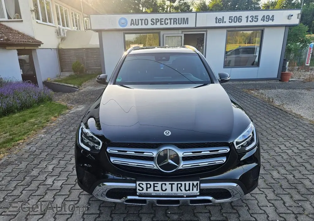 MERCEDES-BENZ GLC 300 e 4-Matic