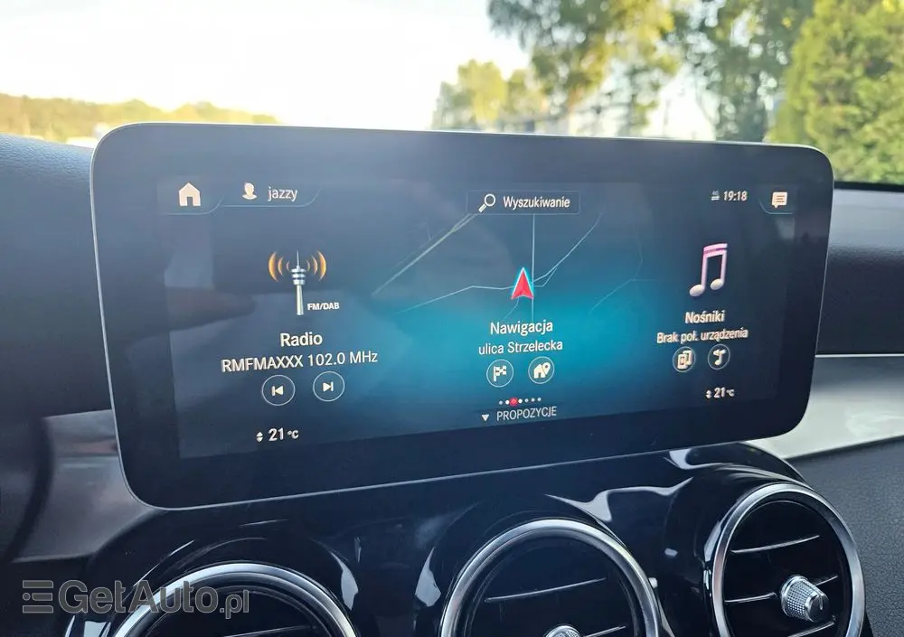 MERCEDES-BENZ GLC 300 e 4-Matic