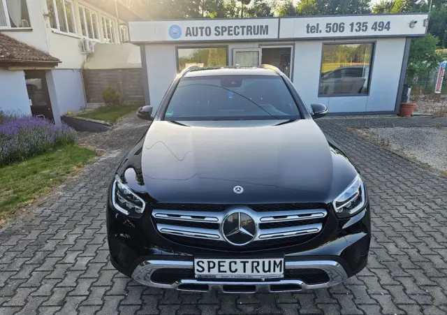 MERCEDES-BENZ GLC 300 e 4-Matic