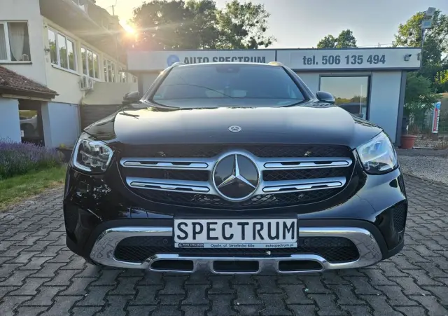 MERCEDES-BENZ GLC 300 e 4-Matic