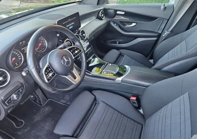 MERCEDES-BENZ GLC 300 e 4-Matic
