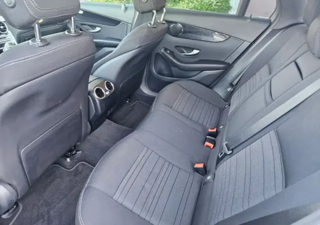 MERCEDES-BENZ GLC 300 e 4-Matic