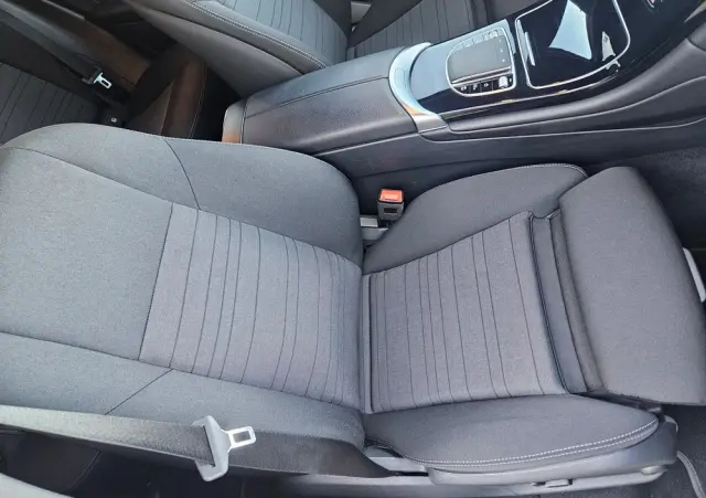 MERCEDES-BENZ GLC 300 e 4-Matic
