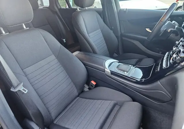 MERCEDES-BENZ GLC 300 e 4-Matic