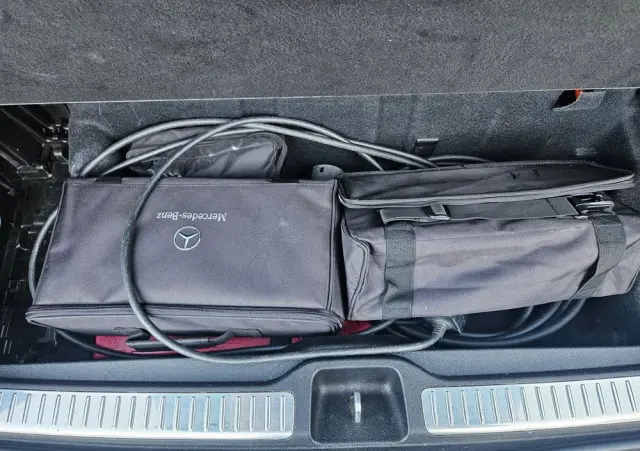 MERCEDES-BENZ GLC 300 e 4-Matic