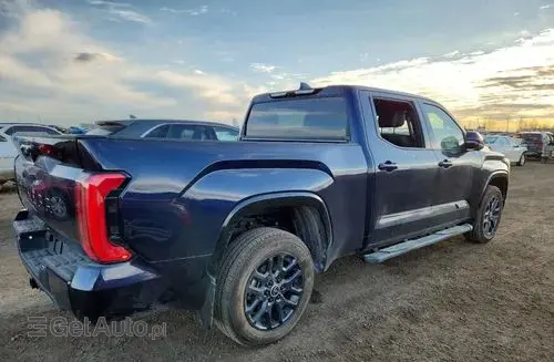 TOYOTA Tundra 