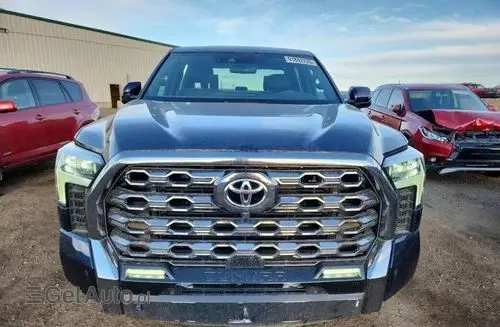 TOYOTA Tundra 