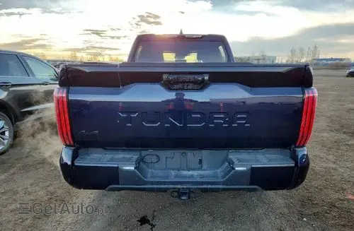 TOYOTA Tundra 