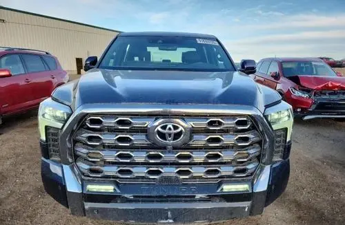 TOYOTA Tundra 