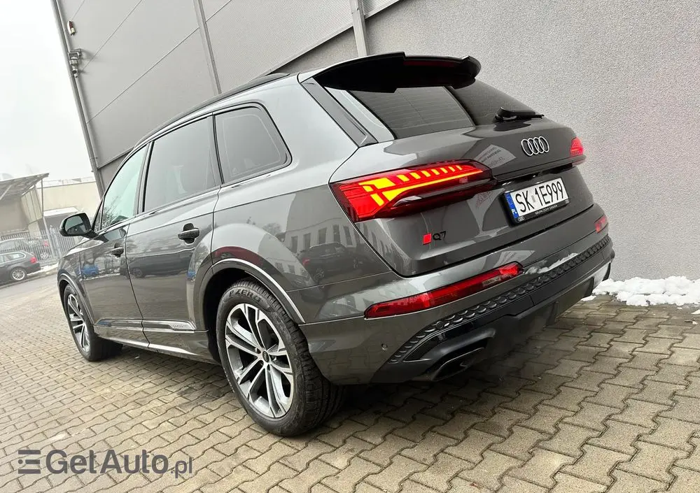 AUDI Q7 45 TDI mHEV Quattro S Line Tiptr