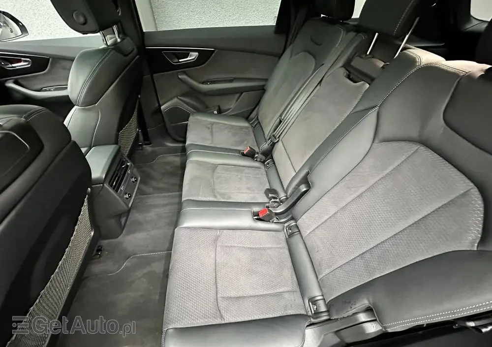 AUDI Q7 45 TDI mHEV Quattro S Line Tiptr