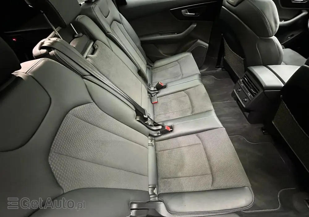 AUDI Q7 45 TDI mHEV Quattro S Line Tiptr