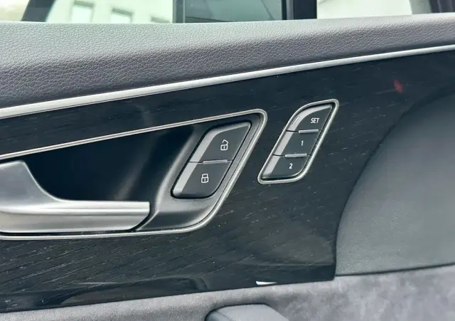 AUDI Q7 45 TDI mHEV Quattro S Line Tiptr