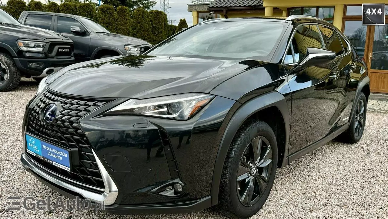 LEXUS UX 250h Luxury Line