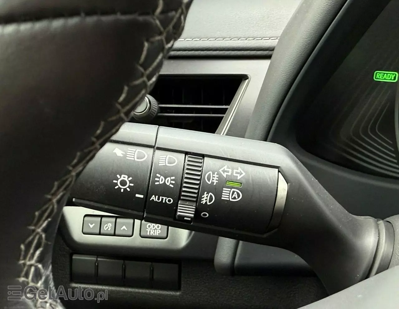 LEXUS UX 250h Luxury Line