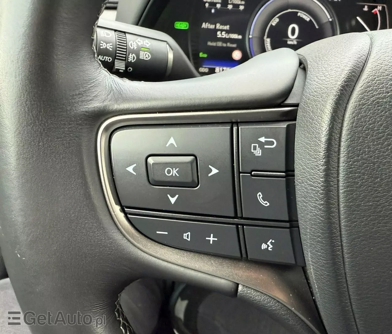 LEXUS UX 250h Luxury Line