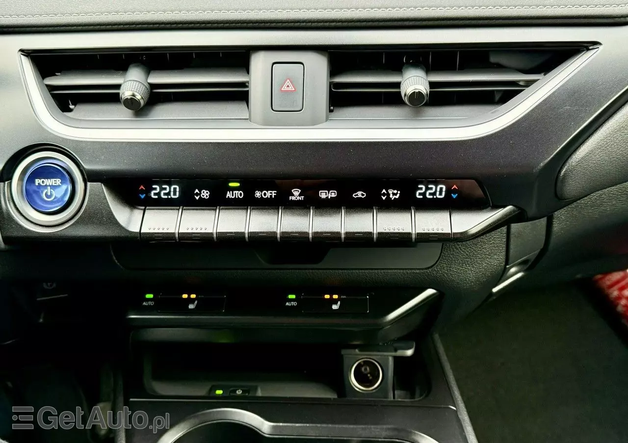 LEXUS UX 250h Luxury Line