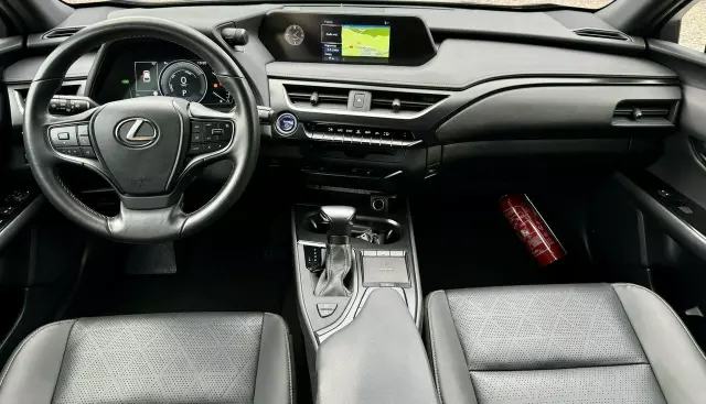 LEXUS UX 250h Luxury Line