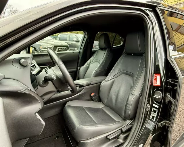 LEXUS UX 250h Luxury Line