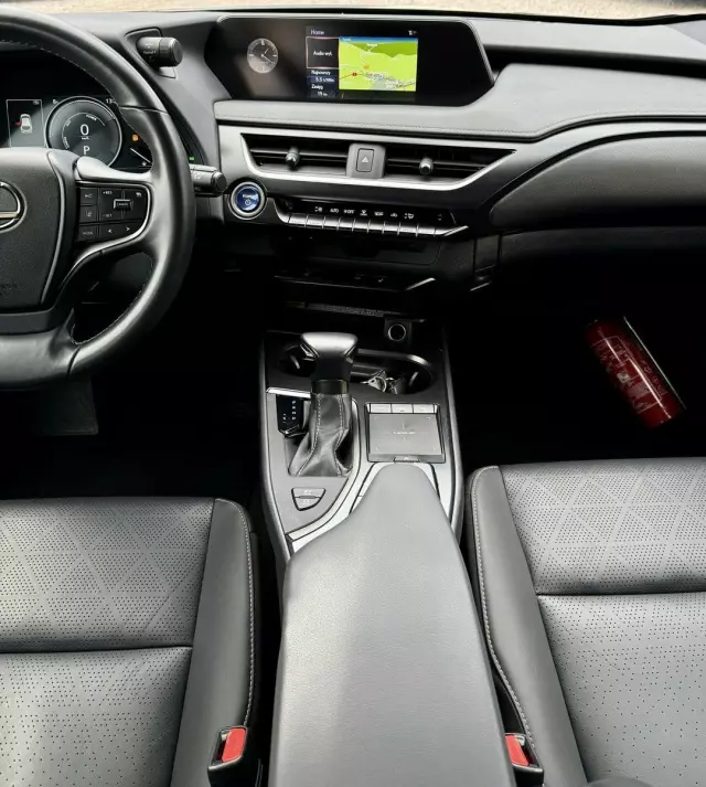 LEXUS UX 250h Luxury Line