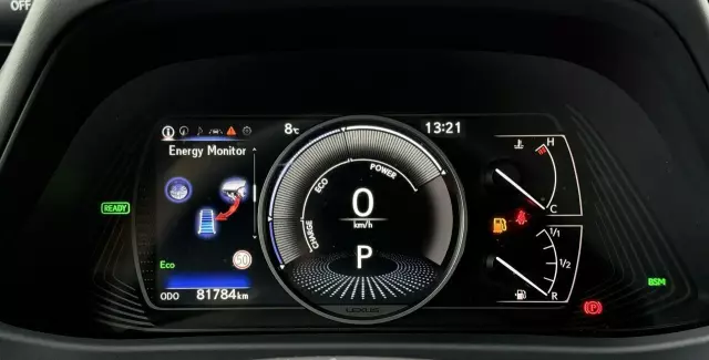 LEXUS UX 250h Luxury Line