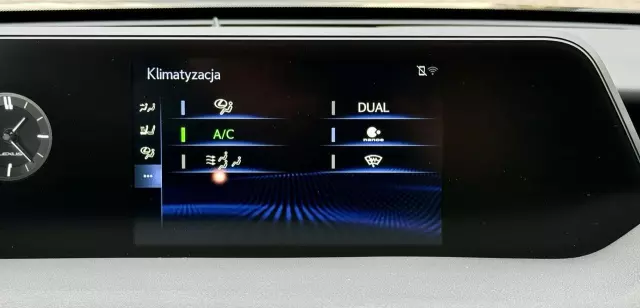 LEXUS UX 250h Luxury Line