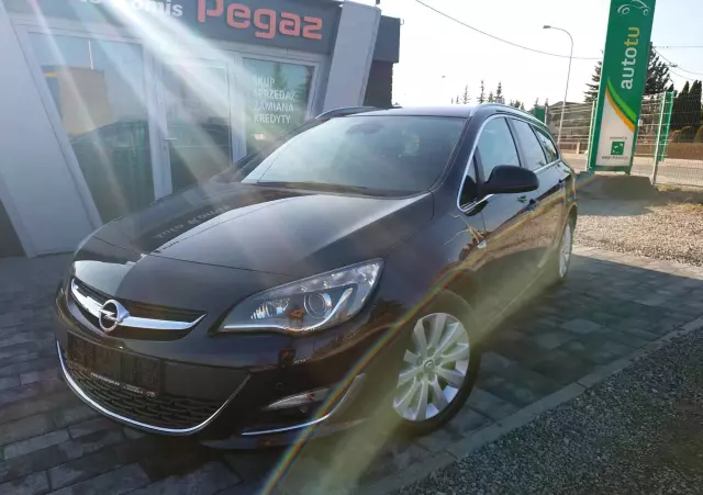 OPEL Astra IV 2.0 CDTI Cosmo