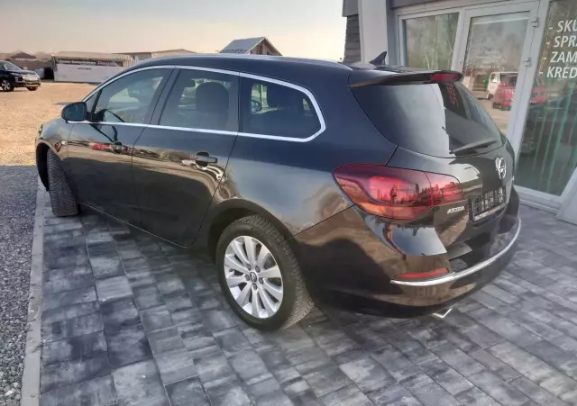 OPEL Astra IV 2.0 CDTI Cosmo