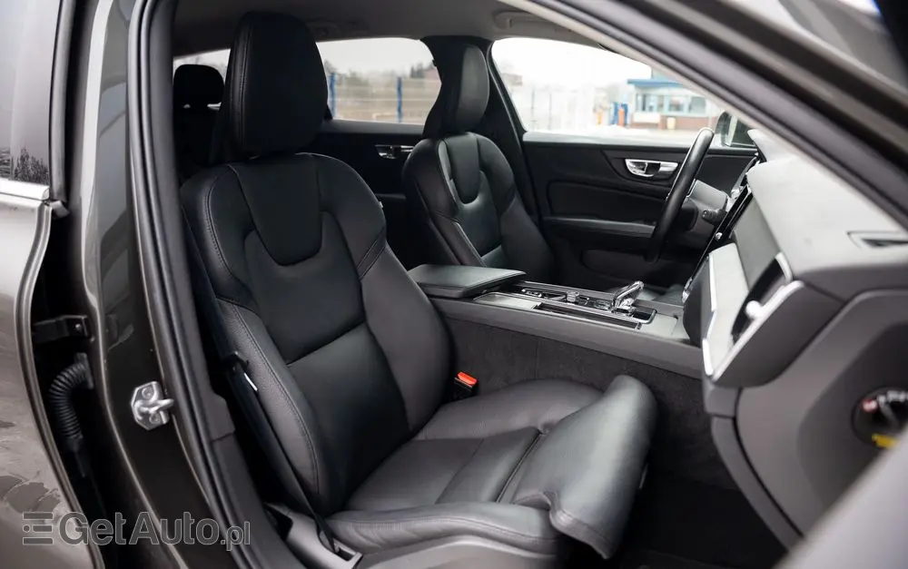 VOLVO V60 B4 B Geartronic Inscription