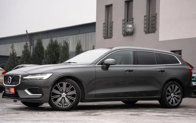 VOLVO V60 B4 B Geartronic Inscription