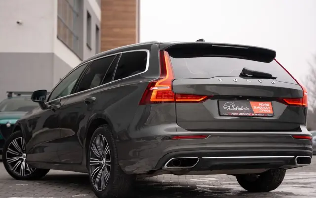 VOLVO V60 B4 B Geartronic Inscription