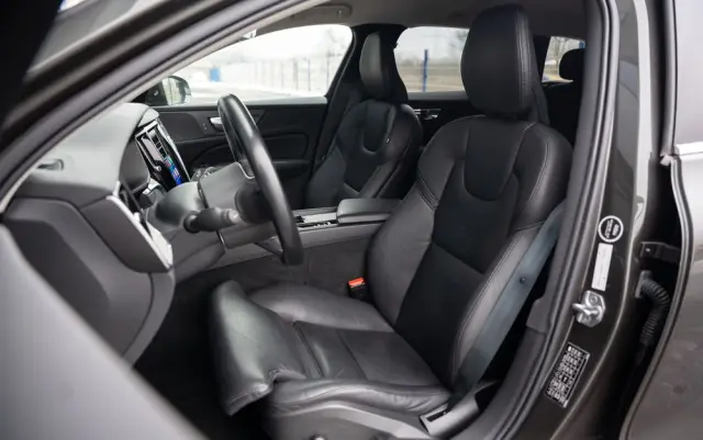 VOLVO V60 B4 B Geartronic Inscription