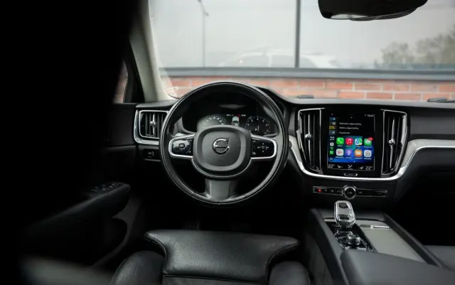 VOLVO V60 B4 B Geartronic Inscription