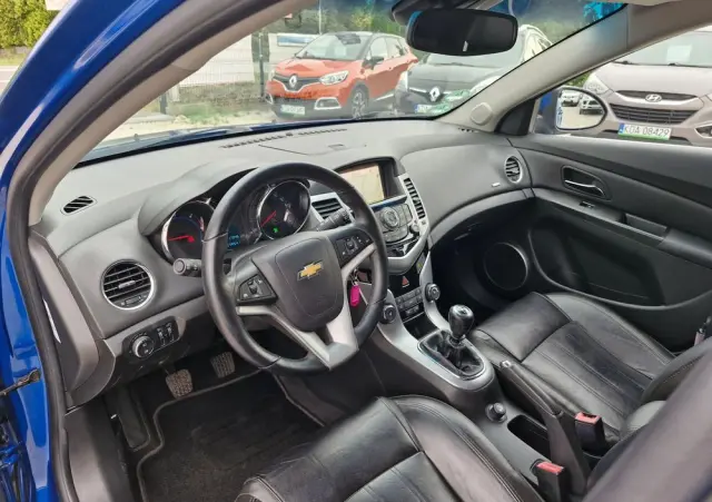 CHEVROLET Cruze 
