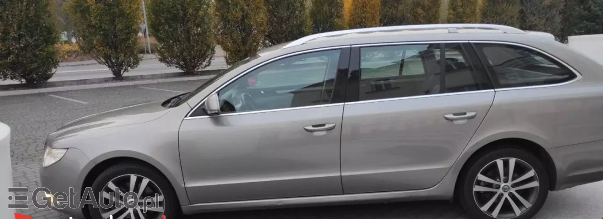 SKODA Superb 2.0 TDI CR DPF (138 KM)