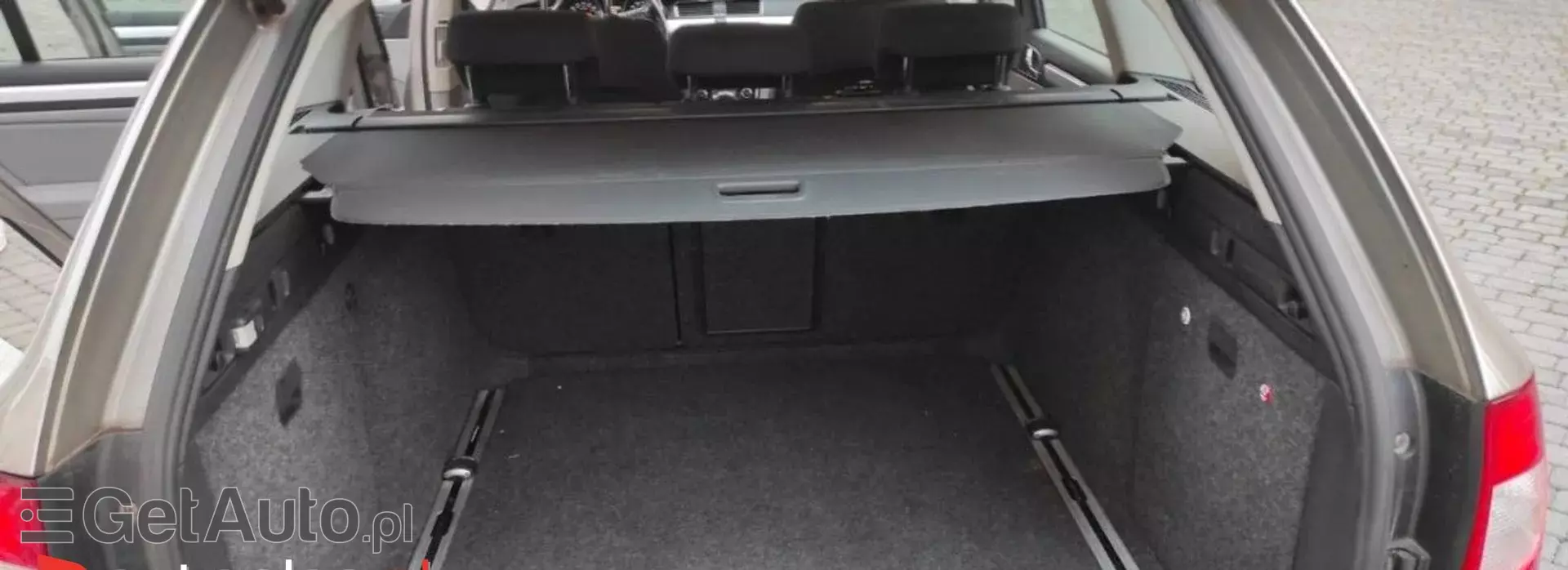 SKODA Superb 2.0 TDI CR DPF (138 KM)