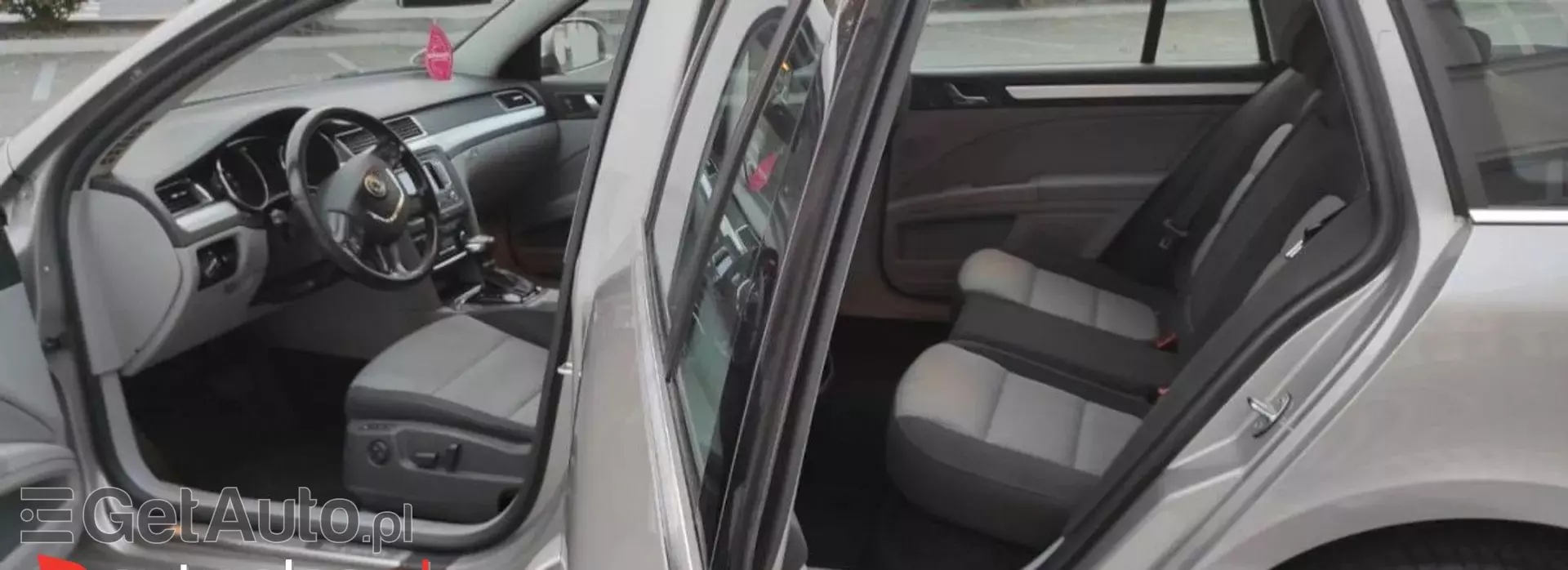 SKODA Superb 2.0 TDI CR DPF (138 KM)