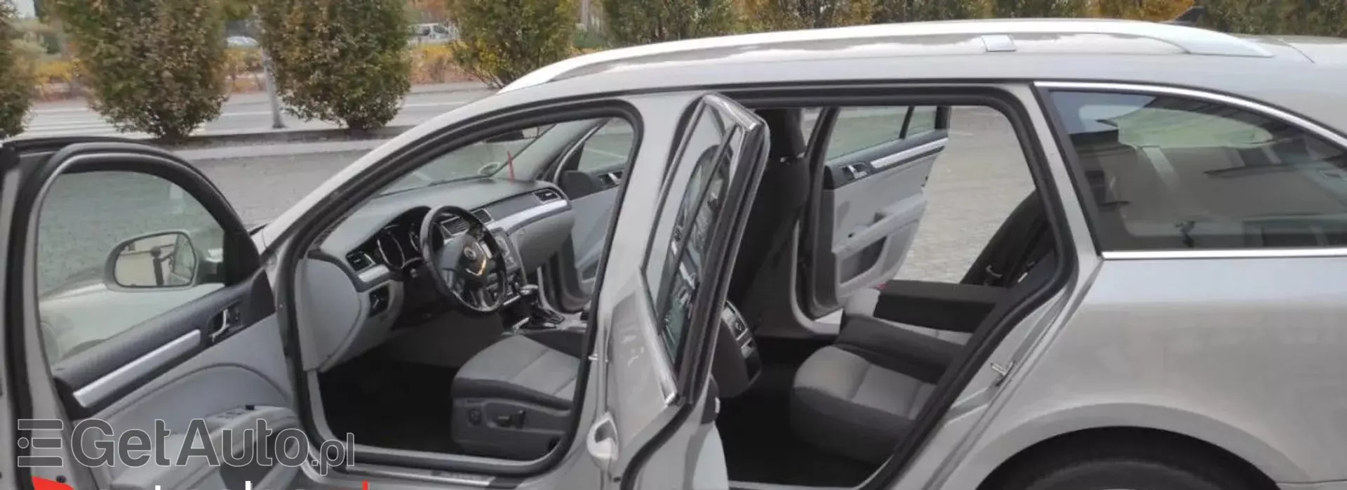 SKODA Superb 2.0 TDI CR DPF (138 KM)