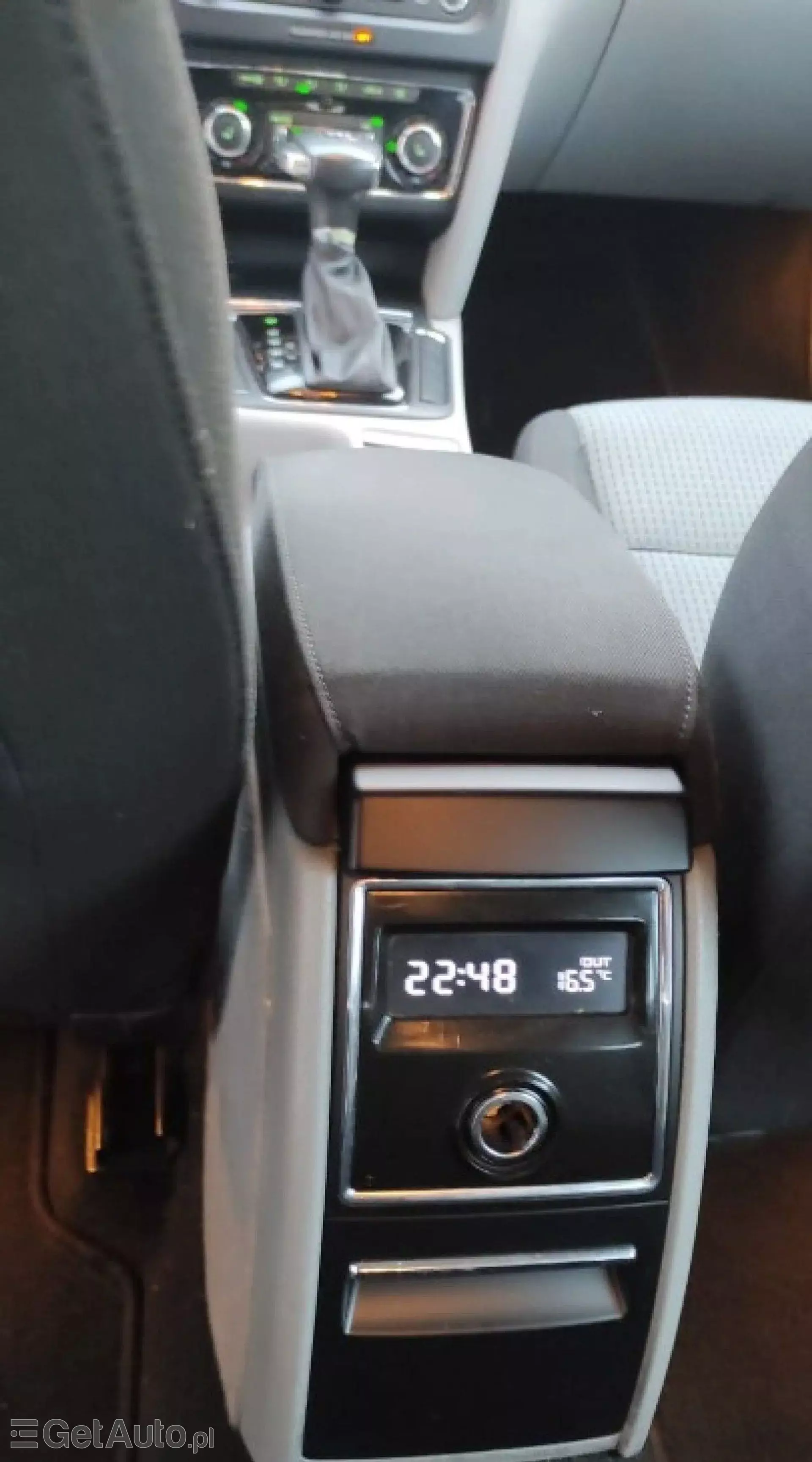 SKODA Superb 2.0 TDI CR DPF (138 KM)