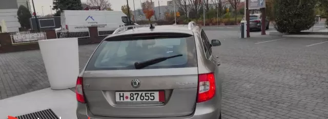 SKODA Superb 2.0 TDI CR DPF (138 KM)