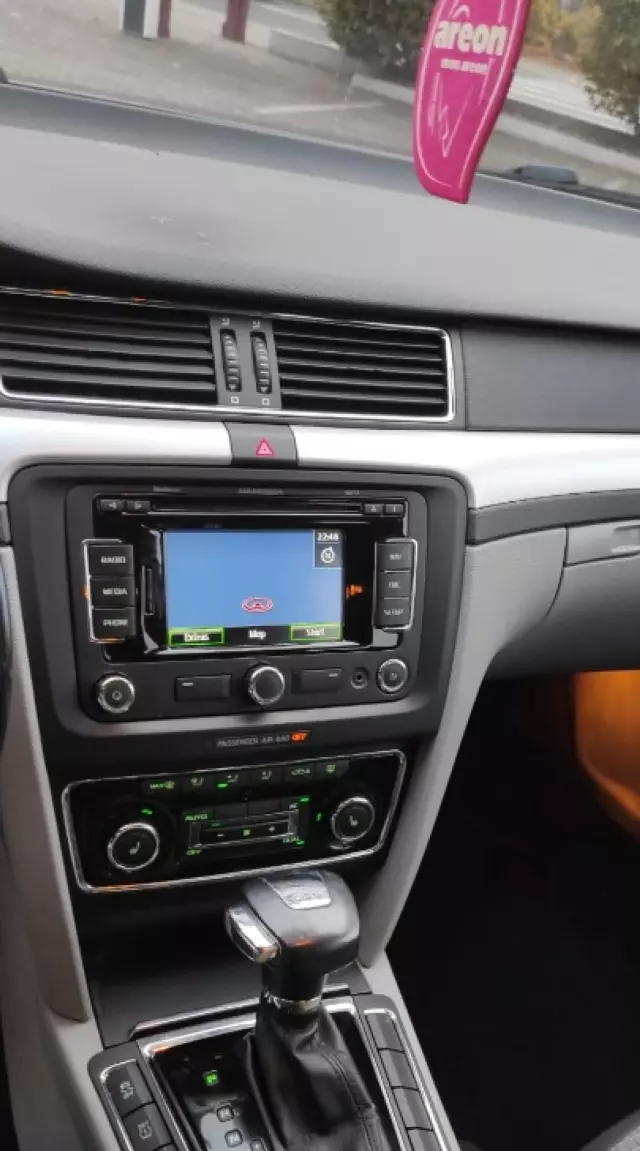 SKODA Superb 2.0 TDI CR DPF (138 KM)