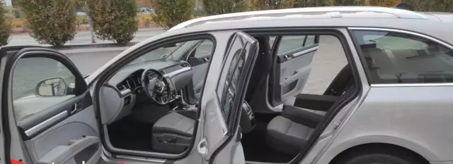 SKODA Superb 2.0 TDI CR DPF (138 KM)