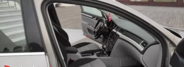 SKODA Superb 2.0 TDI CR DPF (138 KM)