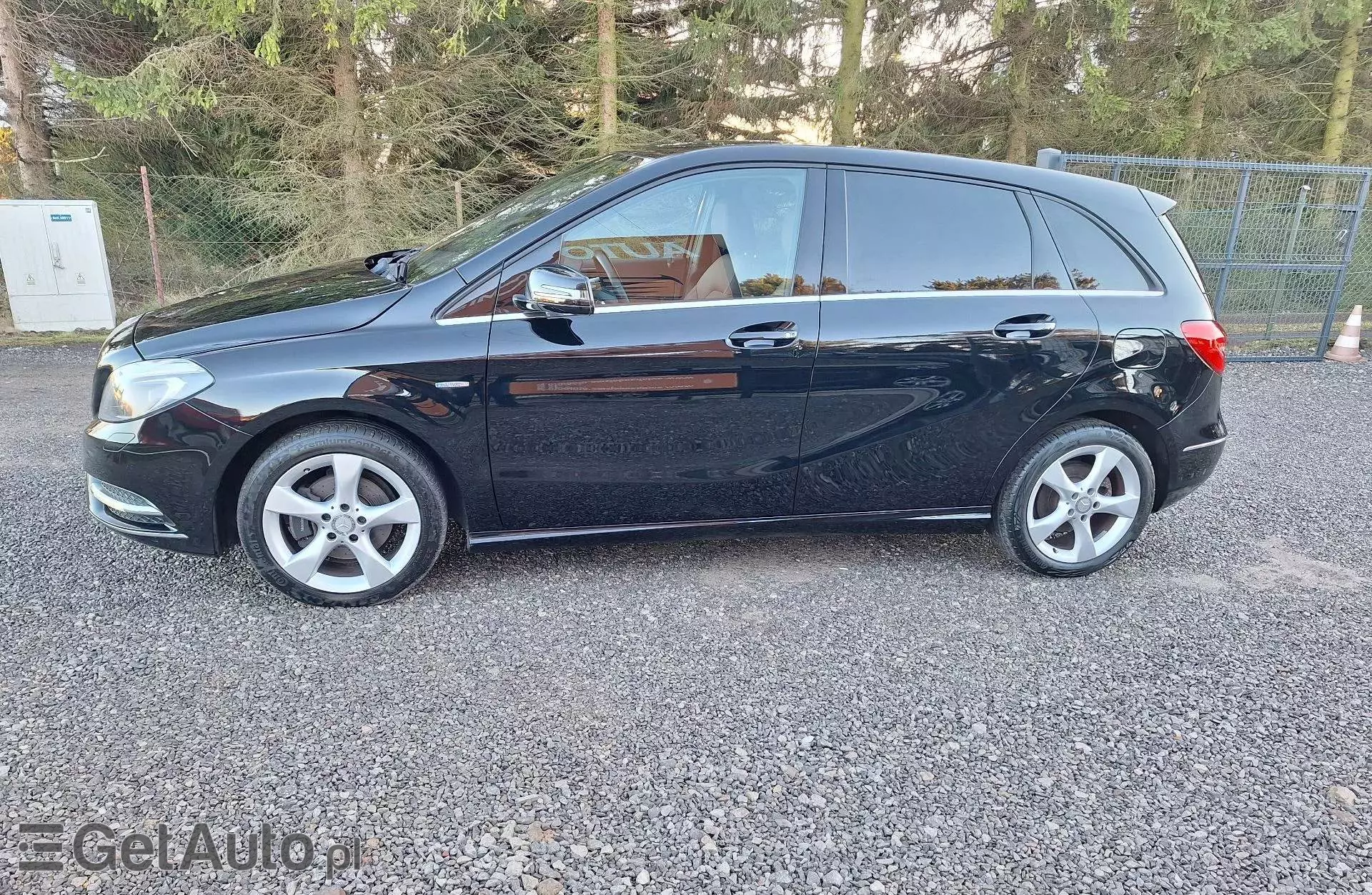 MERCEDES-BENZ Klasa B B 180 CDI (109 KM)