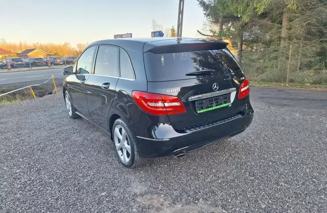 MERCEDES-BENZ Klasa B B 180 CDI (109 KM)