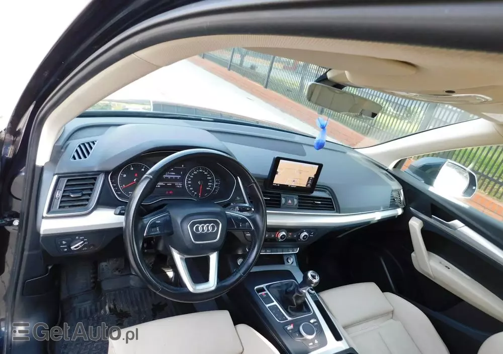 AUDI Q5 2.0 TDI Sport