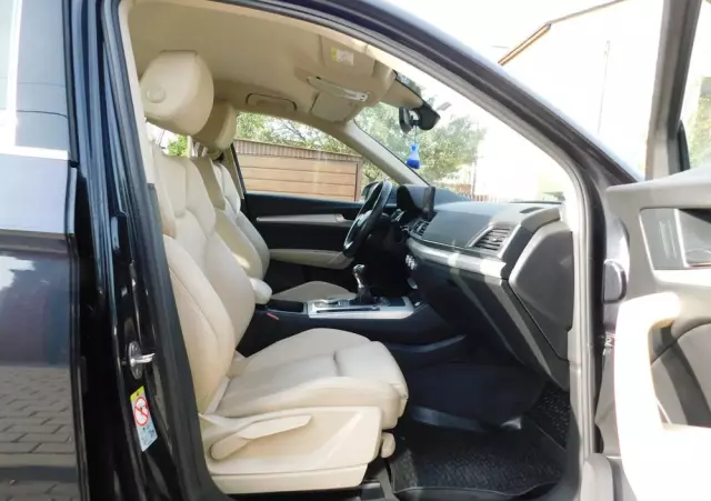 AUDI Q5 2.0 TDI Sport