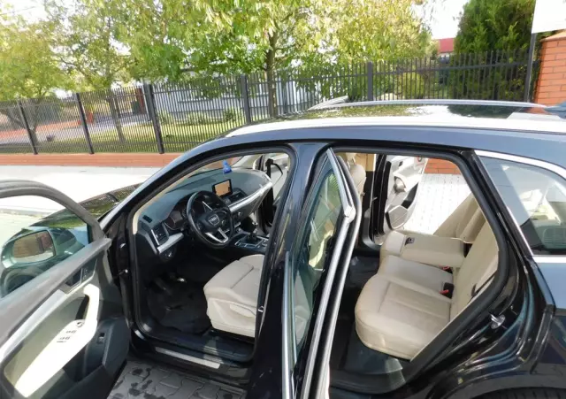 AUDI Q5 2.0 TDI Sport